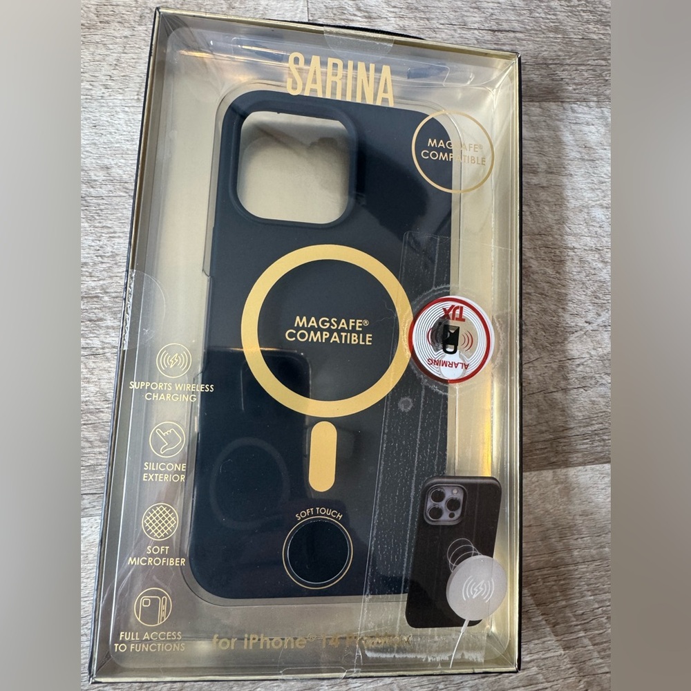iPhone 14 ProMax phone case NEW in box, black - Sarina brand